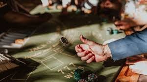 Sic Bo Dadu dice roll interface on mediatoto platform showing betting board and outcome